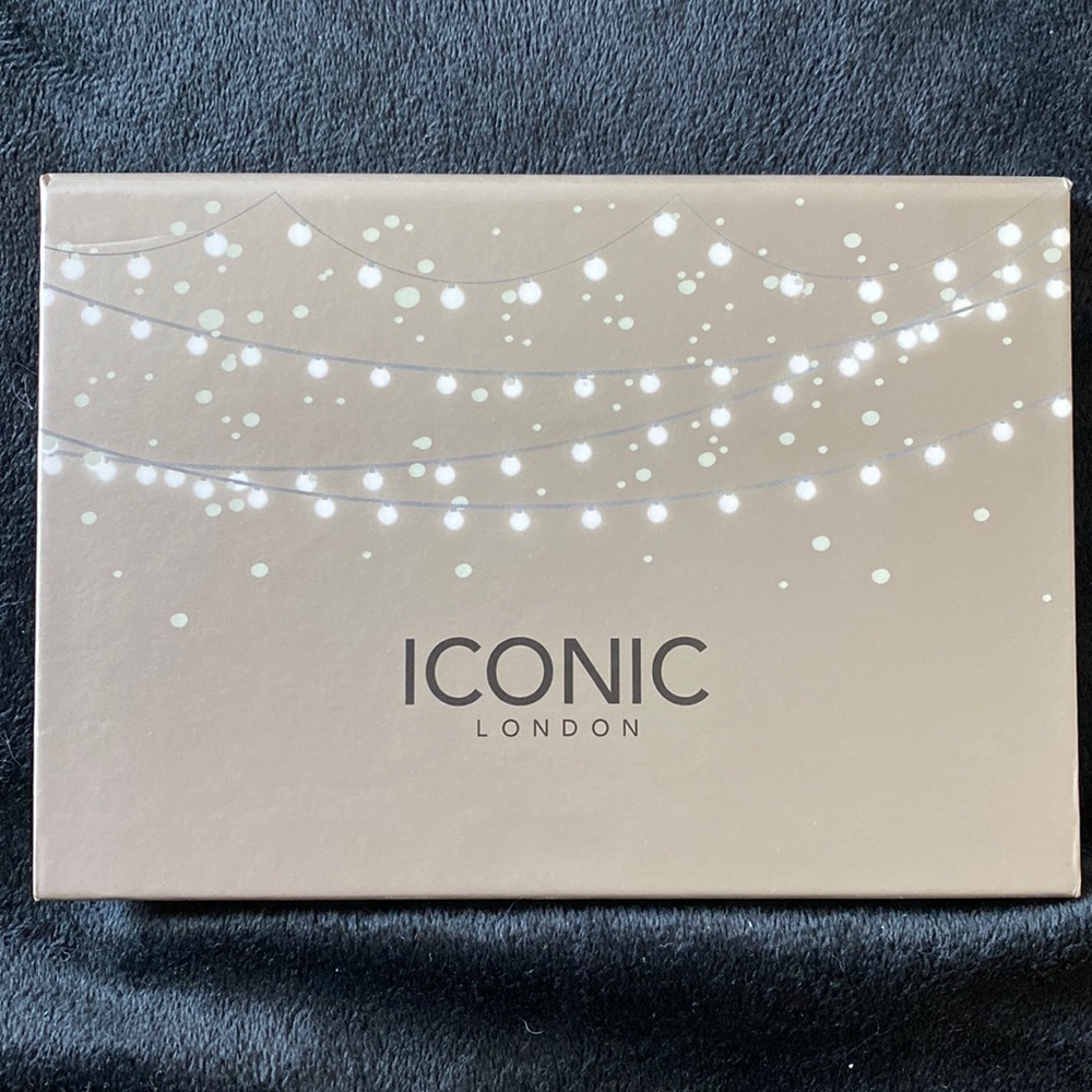 Eyeshadow Palette.